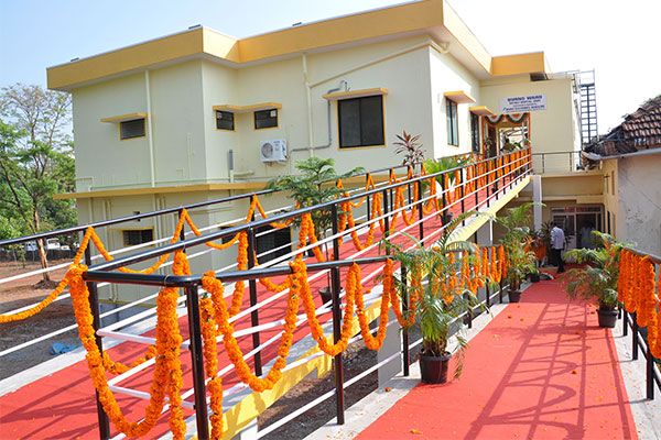 बर्न्स वार्ड का उद्घाटन